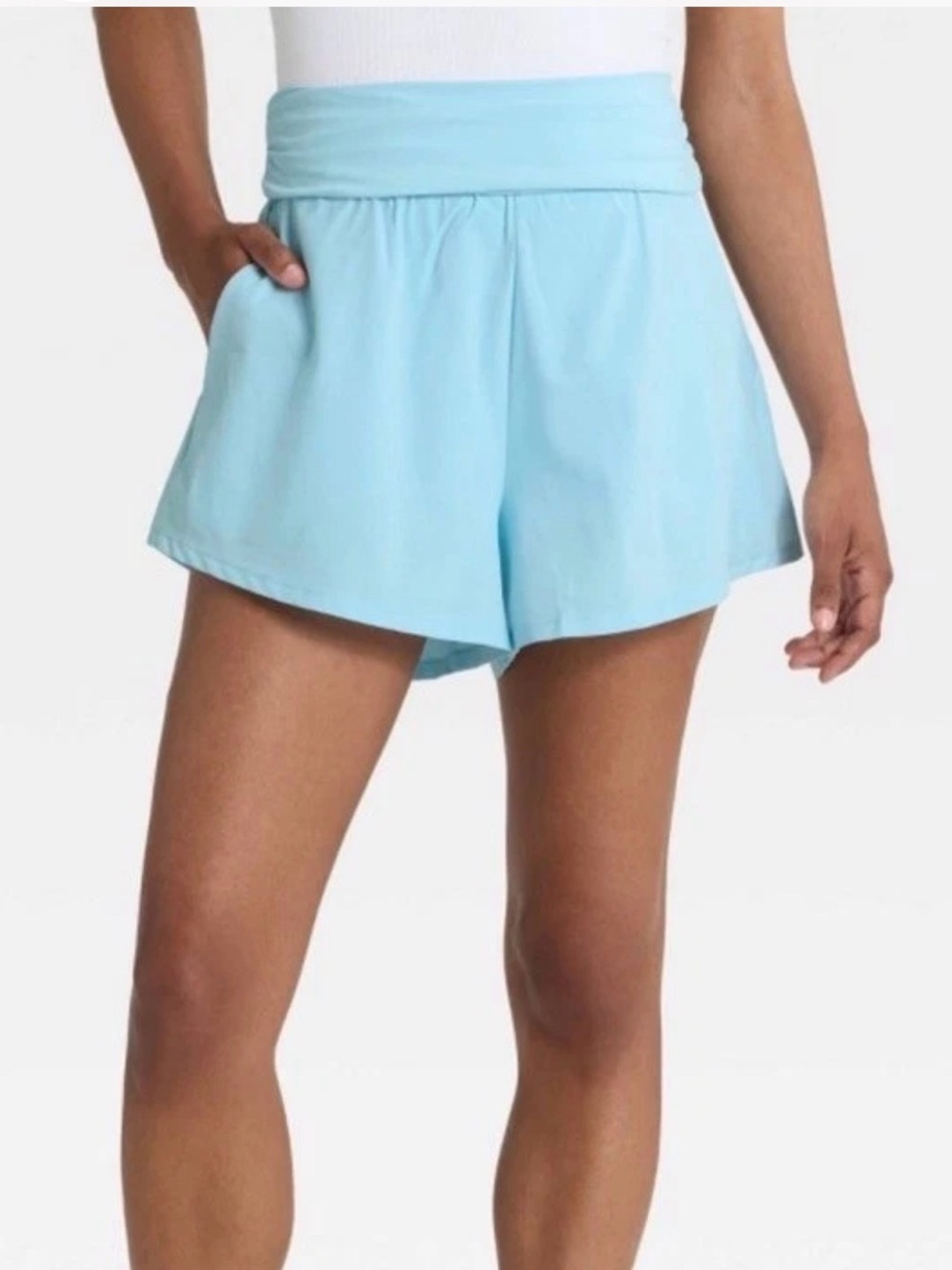 ✨ Women’s Mid-Rise Foldover Waistband Woven Shorts 2” – JoyLab Light Blue | M